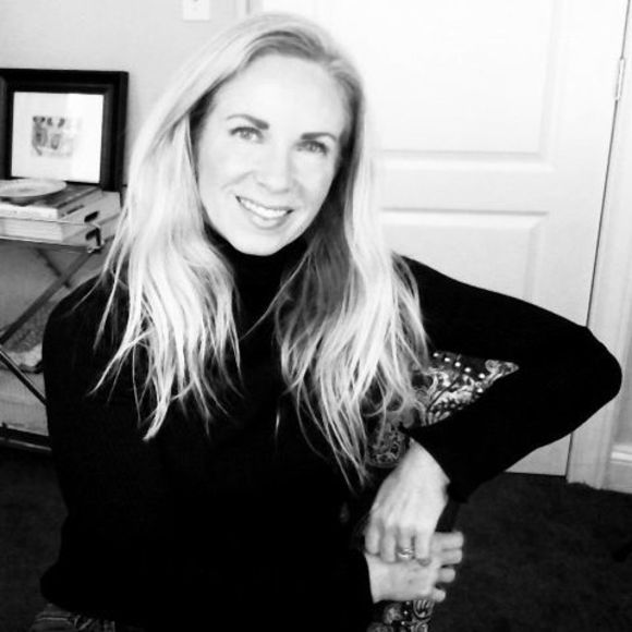 Meet your Posher, Hillary - Picture 1 of 1